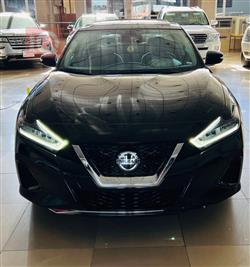 Nissan Maxima